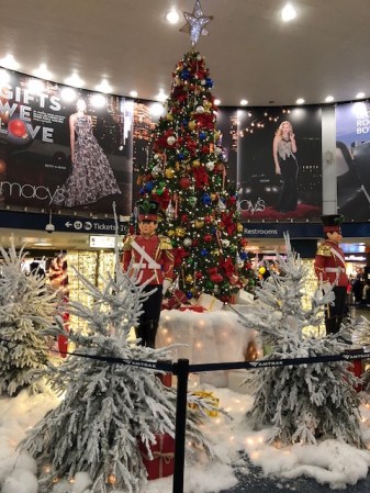 Image of Penn Station Christmas Decorations